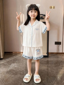 đồ ngủ lụa cho bé